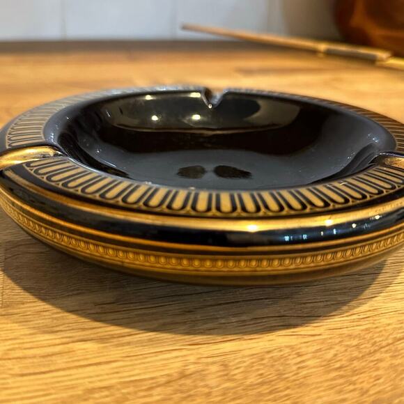 I. Spyropoulos Black & Gold Hand Made in Greece Ashtray - Picture 4 of 8